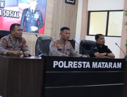 Kasi Humas Berikan Pelatihan pada Bhabinkamtibmas