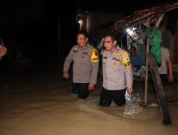 Kapolres Batubara AKBP Jose D.C Fernandes Cek Lokasi Banjir