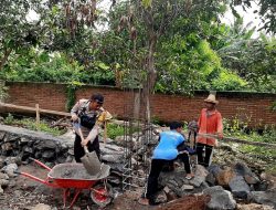 Bhabinkamtibmas Bersama Sekdes Lakukan Monitoring