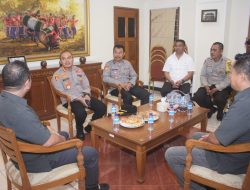 Kapolresta Mataram Kunjungi Gereja Bethel Indonesia Rock Mataram