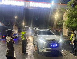Anggota Polsek KP3 Tano  Cek Posko PPKM Dan Gerai Vaksin
