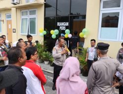 Kapolres Lombok Tengah Resmikan Ruang Pers Untuk Wartawan