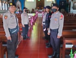 Polsek Ampenan  Lakukan Pengamanan di  Gereja ST. Antoni