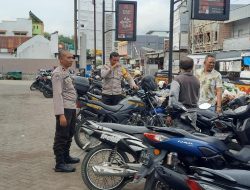 Personil Polsek Sumbawa Himbau Petugas Parkir Antisipasi Curanmor