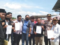 KNPI Kecamatan Wampu Melakukan Unjuk Rasa Di Depan Kantor HKI Zona 2