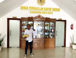 Tak Terima Di Berhentikan Kades, Tujuh Perangkat Desa Ngadu Ke DPRD
