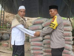 Jumat Curhat, Polresta Mataram Berikan Sumbangan  ke Masjid Mardaturrahman