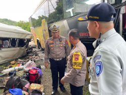 Ditlantas dan Jasaraharja  Olah TKP Kecelakaan Maut di Poto Tano