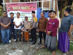 Diintelkam Polda NTB dan MAH Bagi Bantuan Untuk Tempat Ibadah