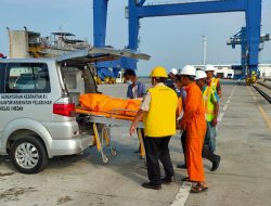 Kapten Kapal LCT Moeen 2 Meninggal Mendadak Di Kapalnya