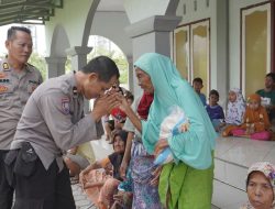 Polresta Mataram Berikan Bansos Bagi Lansia dan Anak Yatim