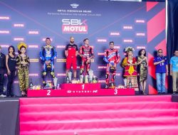 Ketua MPR RI Serahkan Trophy Juara World Superbike Mandalika 2023