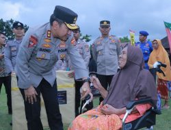 Safari Ramadhan di Mako Brimob, Kapolda NTB Bagikan Bansos ke Masyarakat