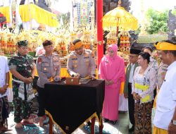 Kapolres Resmikan Pura Buana Nata Polres Loteng
