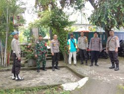 Sinergitas TNI-Polri Kecamatan Lingsar Amankan Obyek Wisata