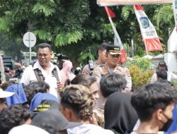 Kapolresta Pimpin Pengamanan Unjuk Rasa di DPRD Prov NTB
