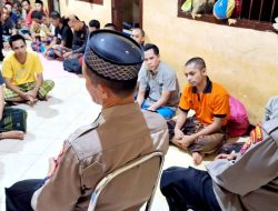 Sat Tahti Polresta  Mataram Berikan Tausiah Pada Tahanan