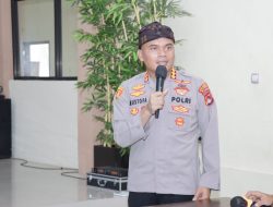Kapolresta Berikan Pembekalan Kepada Polisi Lingkungan