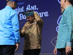 Di Acara Halal Bihalal IPMBB, Bupati Zahir Harapkan Integritas Mahasiswa