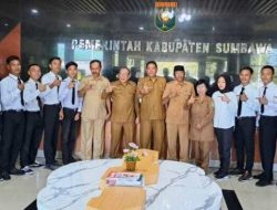 Bupati Sumbawa Lepas 10 Peserta PLKI ke PT Panasonic