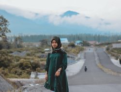 Pilihan Tunik Kekinian Ini Bikin Upgrade Penampilan Anda!