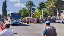 Polresta Mataram Kawal Kedatangan Calon Jemaah Haji  Kab, Loteng