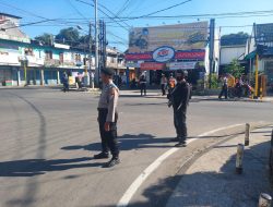 Personel Polresta Mataram Beri Edukasi Pada Masyarakat