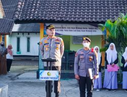 Kapolresta Mataram Jadi Pembina Upacara Di SMKN 7 Mataram