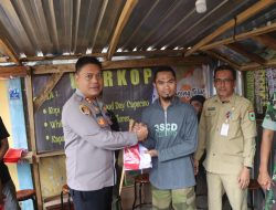 Jelang HUT RI Kapolres Bima Kota Bersama Forkompinda Pasang Bendera