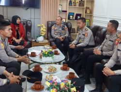 Kapolsek Selaparang Ajak Siswa SIP  Silahturahmi ke DPRD NTB