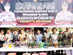 Polresta Mataram Musnahkan Ribuan Botol Miras hasil KRYD