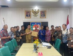 Jemput Program, Ketua DPRD Sumbawa Ajak Camat dan Kades Datangi Kemendagri
