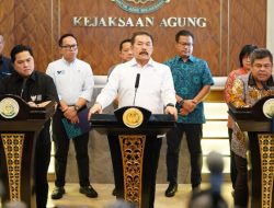 Jaksa Agung dan Menteri BUMN Sampaikan Perkembangan Perkara Dugaan Korupsi Dana Pensiun