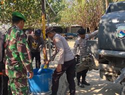 Polres Sumbawa Barat Distribusikan Air Bersih