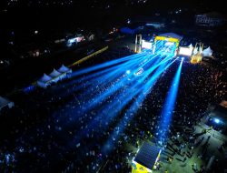 Konser Musik Collabonation IM3 Dibanjiri Ribuan Penonton