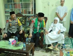 Kapolda NTB Silaturahmi Di Ponpes Qamarul Huda Bagu