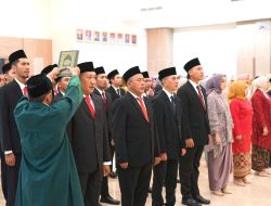 Kakanwil Menkumham  Sumpah  64 Orang Notaris