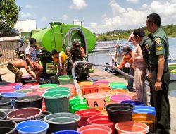 HUT TNI ke 78, Kodim 1615/Lotim Gelar Bhakti Sosial Pendistribusian Air Bersih