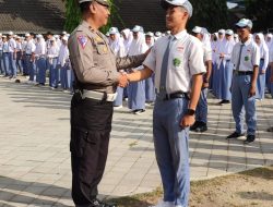 Polisi  Sosialisasi Tata Tertib Lalu_lintas di Sekolah
