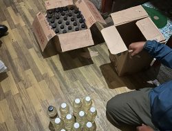 Gelar Patroli Kamtibmas Amankan Puluhan Botol Miras