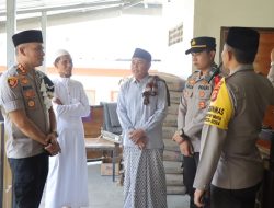 Jumat Curhat Kapolresta Mataram di Masjid Al-Ikhlas Gunungsari