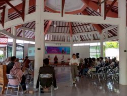 Relawan Capres Ganjar  Pelatihan Digitalisasi Bisnis