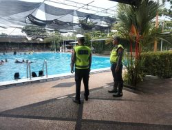 Polres Loteng Patroli Tempat Wisata Jelang Malam Pergantian Tahun