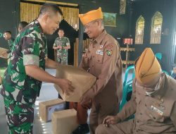 Kodim 1615/Lotim Berbagi Sembako Kepada Veteran dan Anak Yatim Piatu