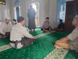 Membangun Kedekatan Polri Kepada Masyarakat, Polsek Padang Tualang Laksanakan Program Giat Jumat Curhat