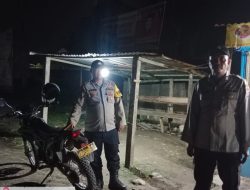 Personel Polsek Pangkalan Susu Sambangi Warga Malam Hari, Bentuk Pembinaan Kamtibmas