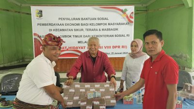 Berdayakan Ekonomi Masyarakat, Rachmat Hidayat Gelontorkan Bantuan Tunai 4,9 Milyar di Lotim