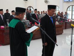 Sekda Langkat Amril Menghadiri Rapat Paripurna DPRD Langkat, Dalam Rangka Pengambilan Sumpah Anggota PAW