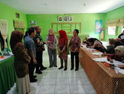 Pj. Bupati Langkat Faisal Hasrimy melakukan Sidak di Kantor Desa Tanjung Jati Kecamatan Binjai