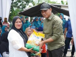 Antisipasi Inflasi Menjelang Ramadhan, Faisal Hasrimy Gelar Gerakan Pasar Murah di Kecamatan Sei Lepan